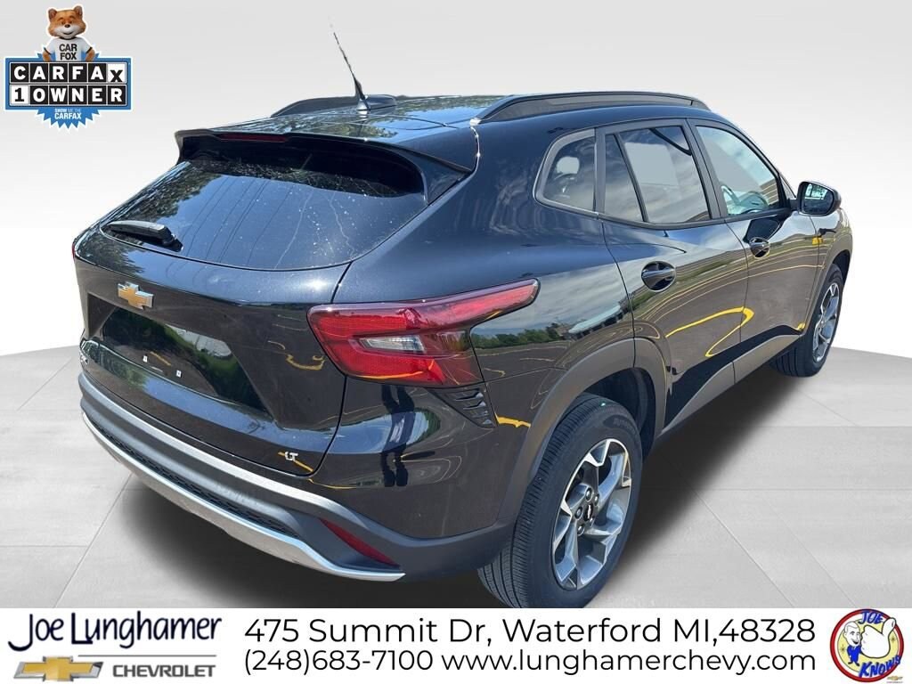 Used 2024 Chevrolet Trax LT SUV