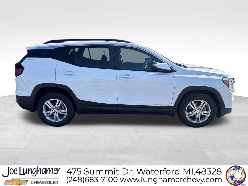 Used 2024 GMC Terrain SLE SUV