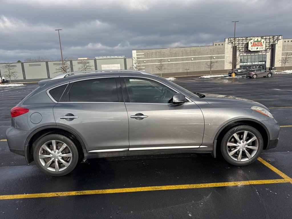 Used 2017 INFINITI QX50
