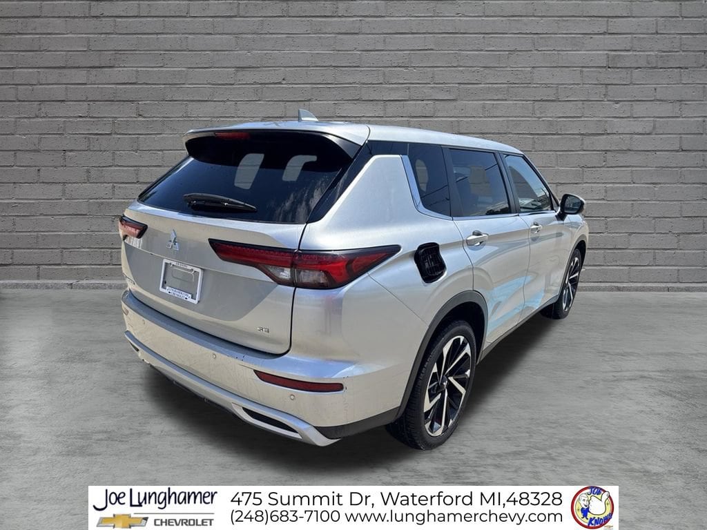 Used 2023 Mitsubishi Outlander SE SUV