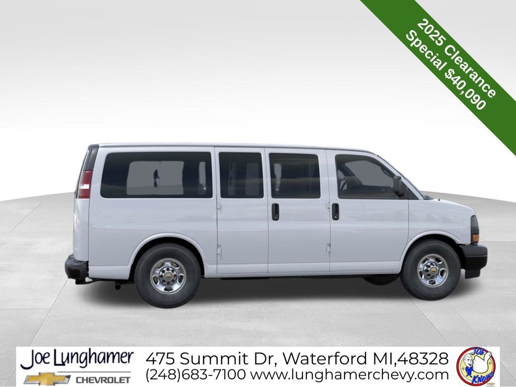 2025 Chevrolet Express Cargo Work Van - Photo 6
