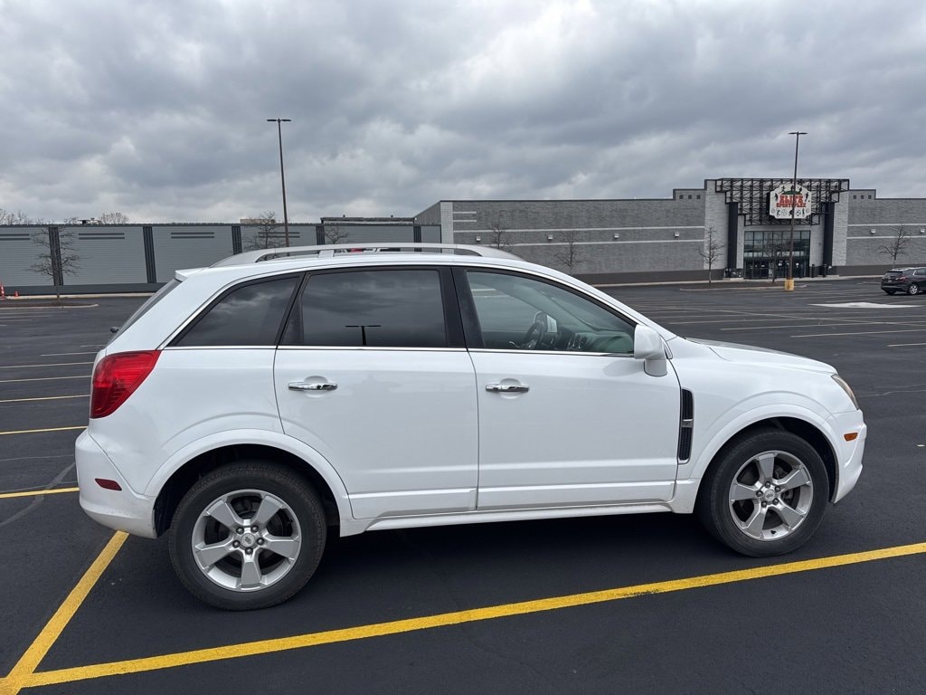 Used 2015 Chevrolet Captiva LT Crossover
