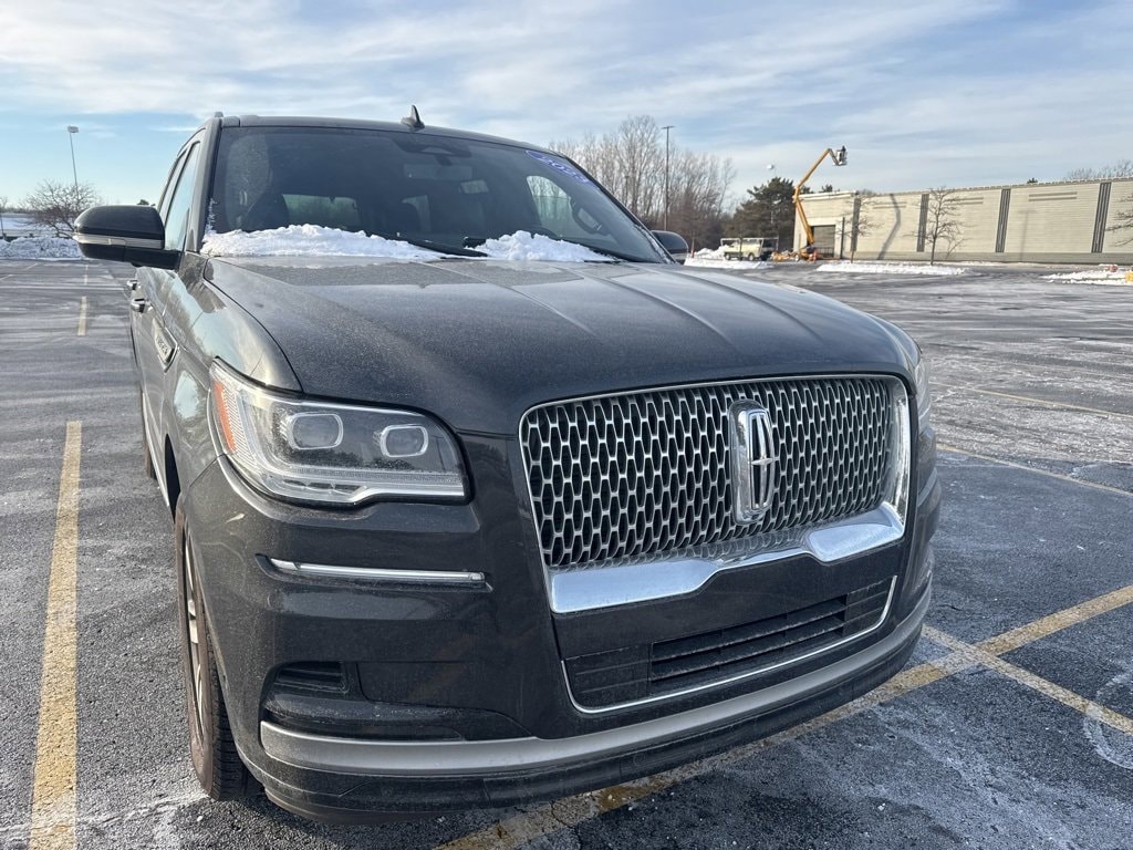 2023 Lincoln Navigator Reserve's photo