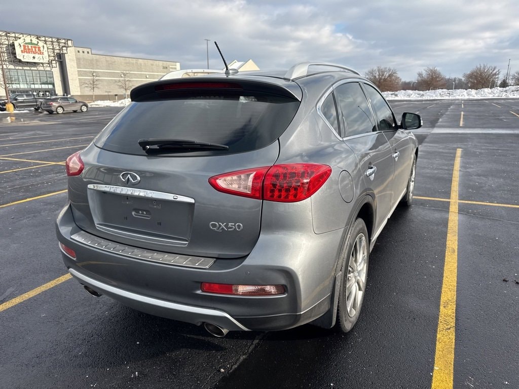 Used 2017 INFINITI QX50