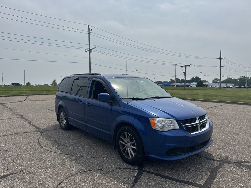Used 2013 Dodge Grand Caravan SXT with VIN 2C4RDGCG5DR773961 for sale in Waterford, MI