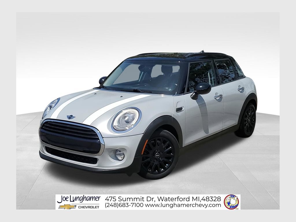 2016 MINI Cooper - 4 Door's photo