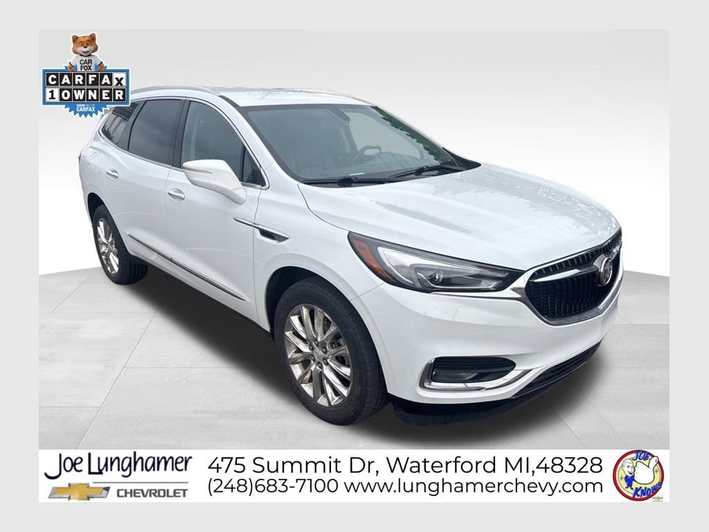 2018 Buick Enclave Essence AWD's photo