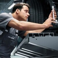 BMW_Accessories_sm.jpg