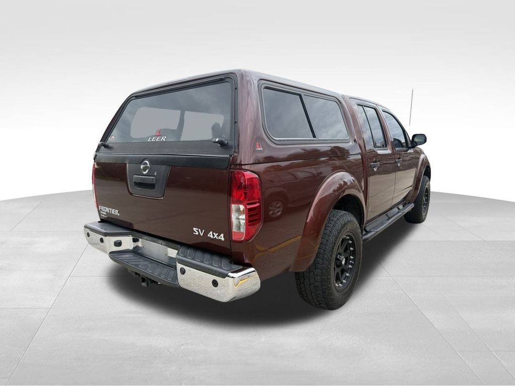 2017 Nissan Frontier SV photo 4