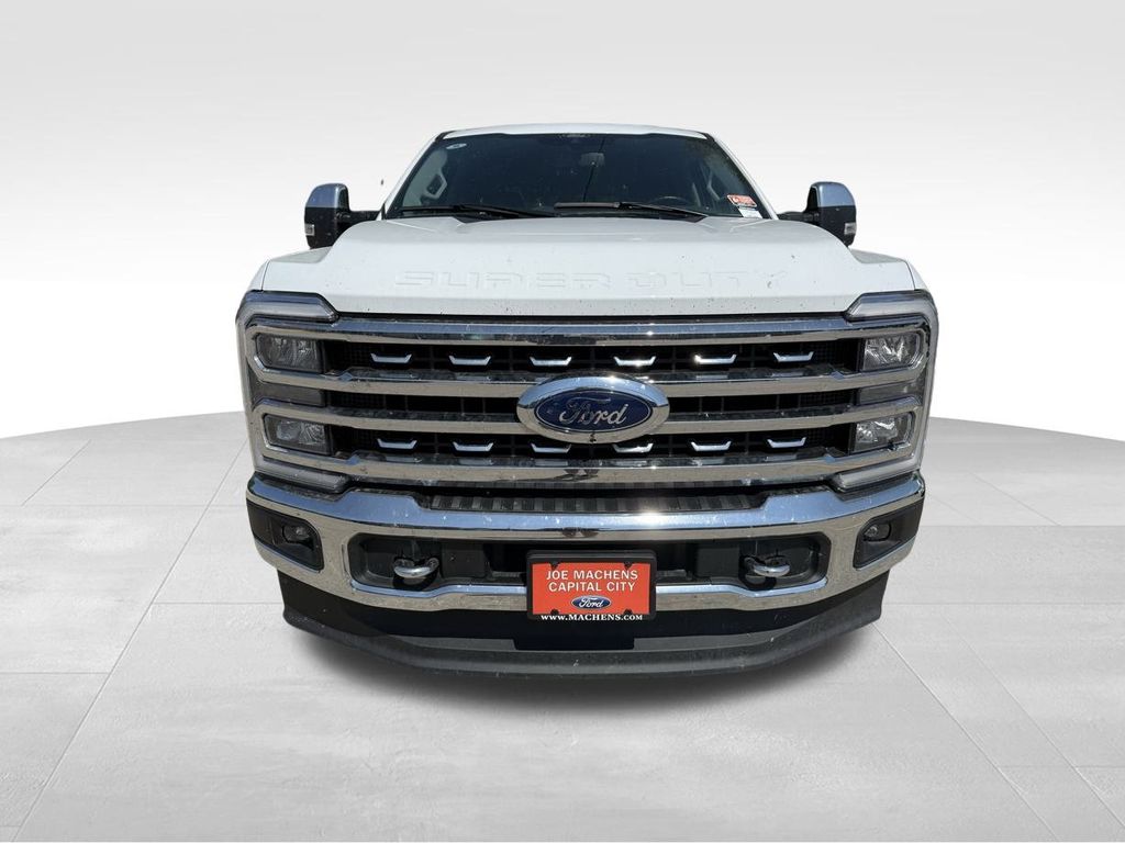 2024 Ford F-250 Lariat photo 3