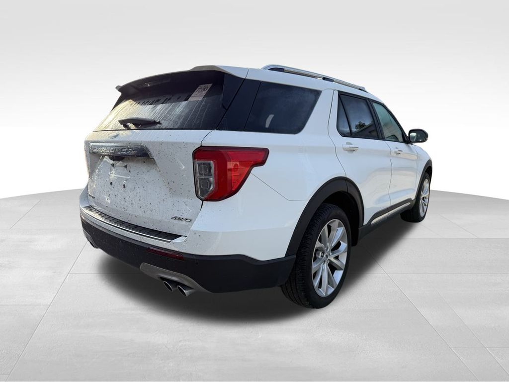 2022 Ford Explorer Platinum photo 4