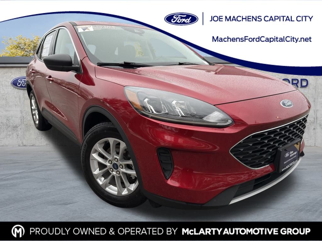 2022 Ford Escape SE's photo