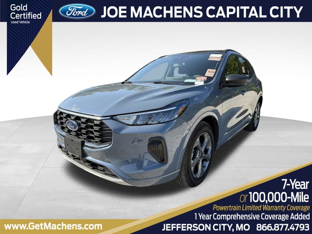 2024 Ford Escape ST-Line photo 2