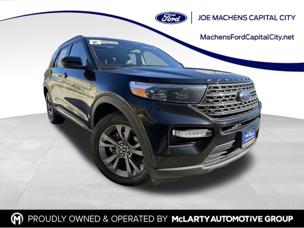 2022 Ford Explorer XLT's photo