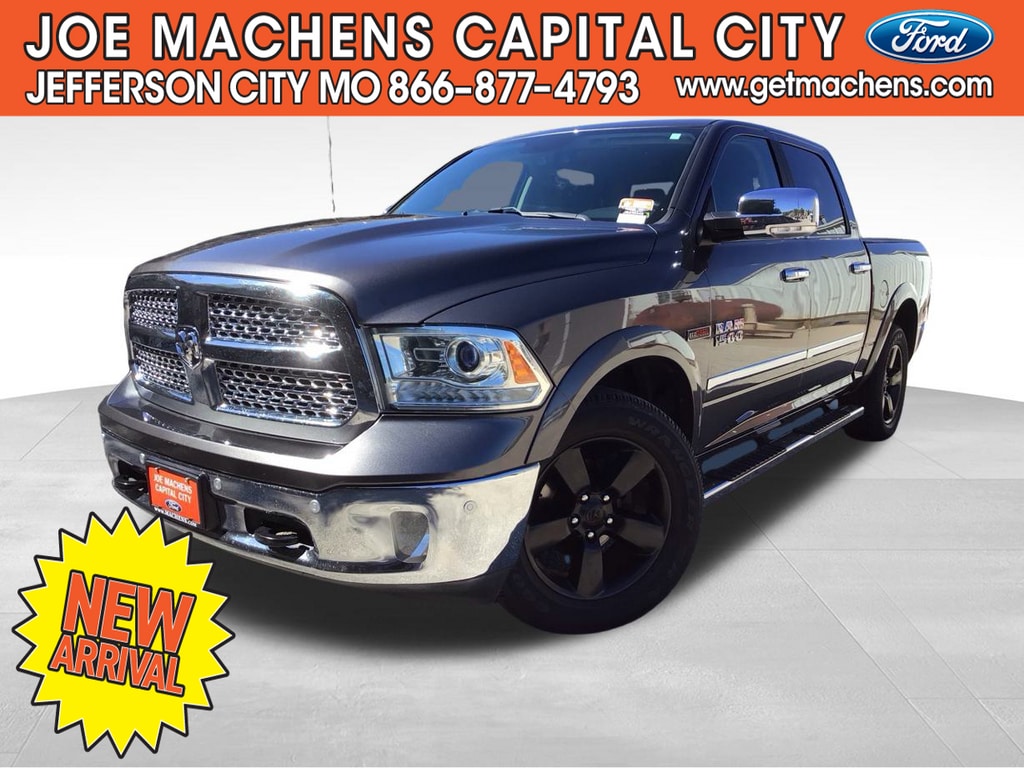 Used 2018 RAM Ram 1500 Pickup Laramie with VIN 1C6RR7NM2JS236342 for sale in Columbia, MO