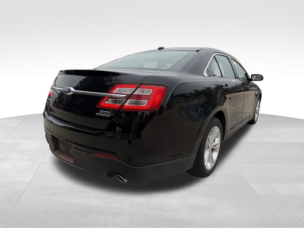 Used 2019 Ford Taurus SEL Sedan