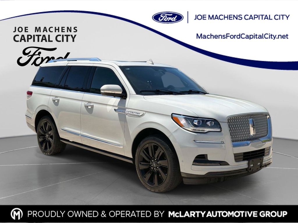 2023 Lincoln Navigator Reserve 4WD's photo