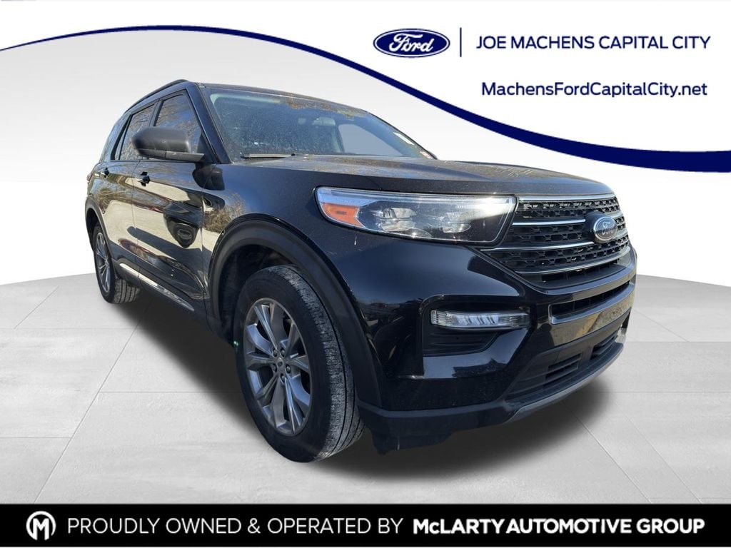 2022 Ford Explorer XLT's photo