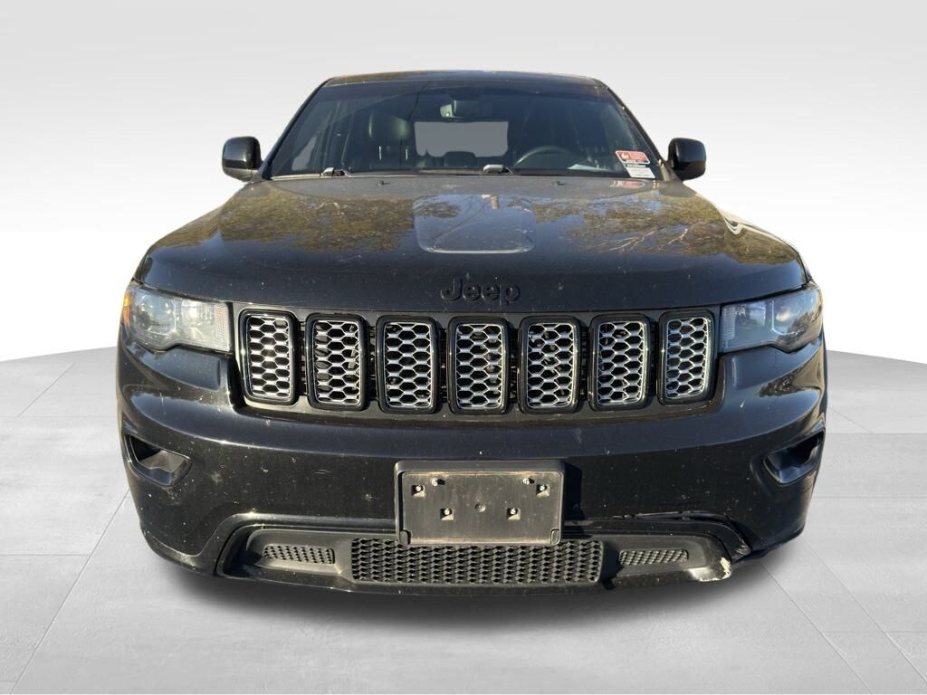 Used 2019 Jeep Grand Cherokee Altitude SUV
