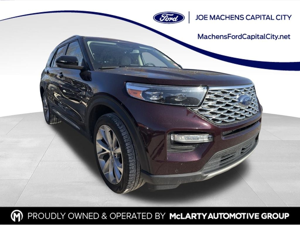 2022 Ford Explorer Platinum's photo