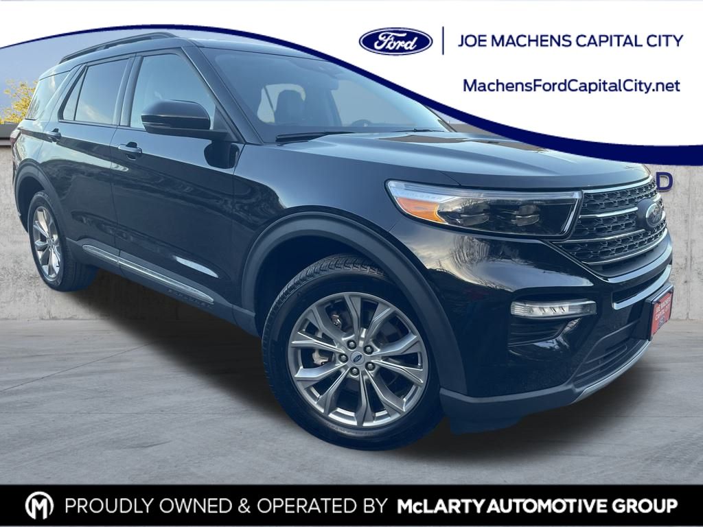 2023 Ford Explorer XLT's photo