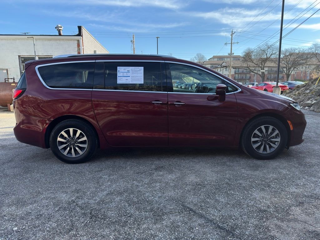 Certified 2021 Chrysler Pacifica Touring L Minivan/Van