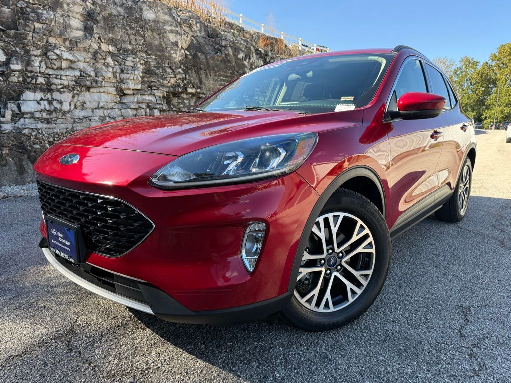 2020 Ford Escape SEL photo 2