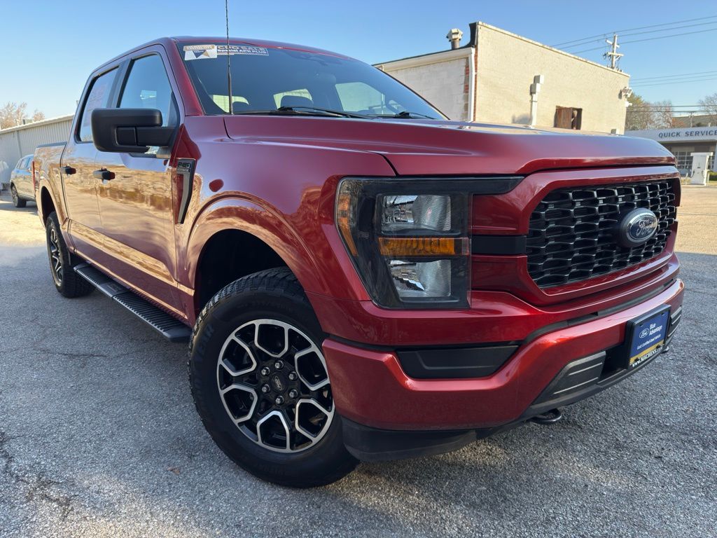 2023 Ford F-150 XL's photo