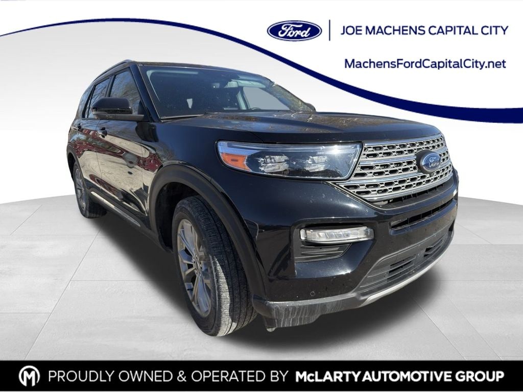 2023 Ford Explorer Limited's photo