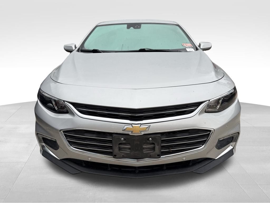 2018 Chevrolet Malibu 1LT photo 3