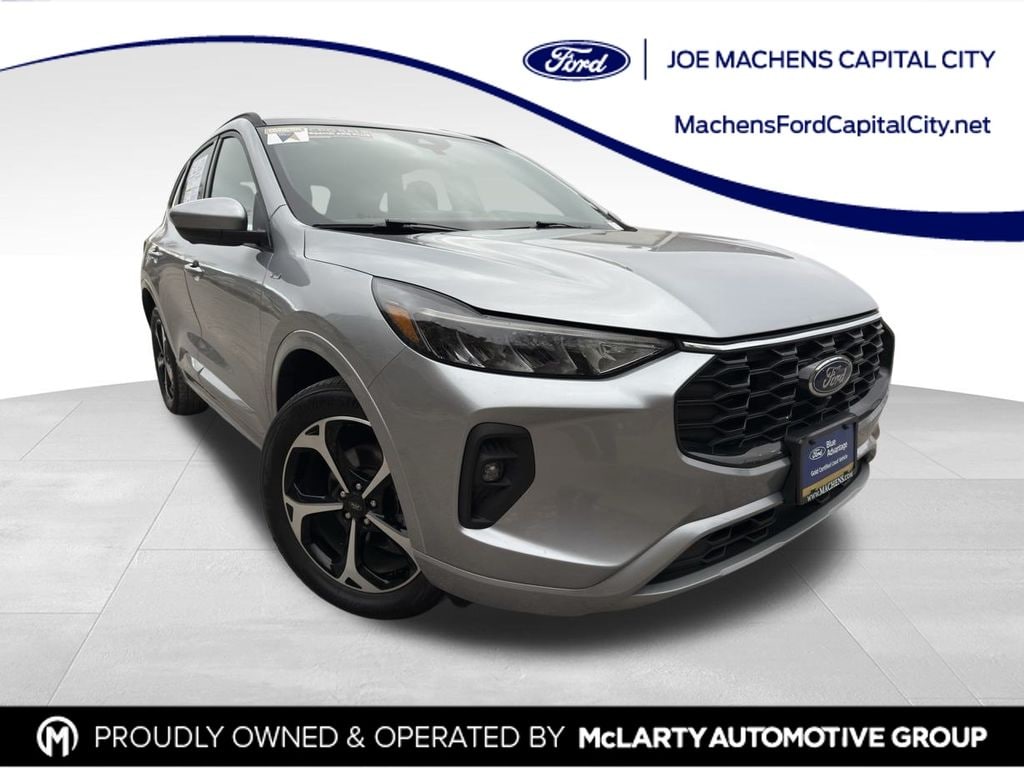2023 Ford Escape ST-Line Select's photo