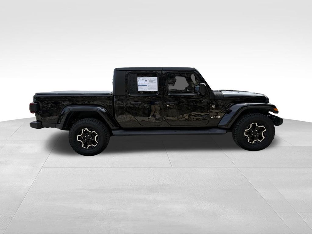 2021 Jeep Gladiator Overland photo 4