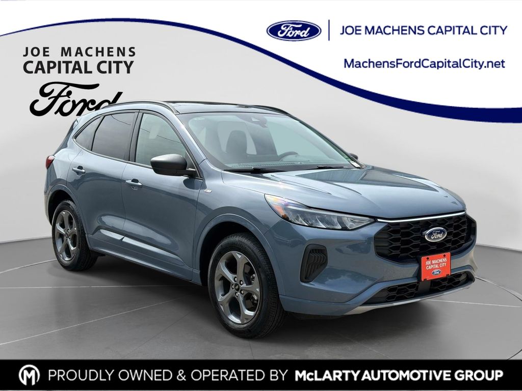 2024 Ford Escape ST-Line AWD's photo