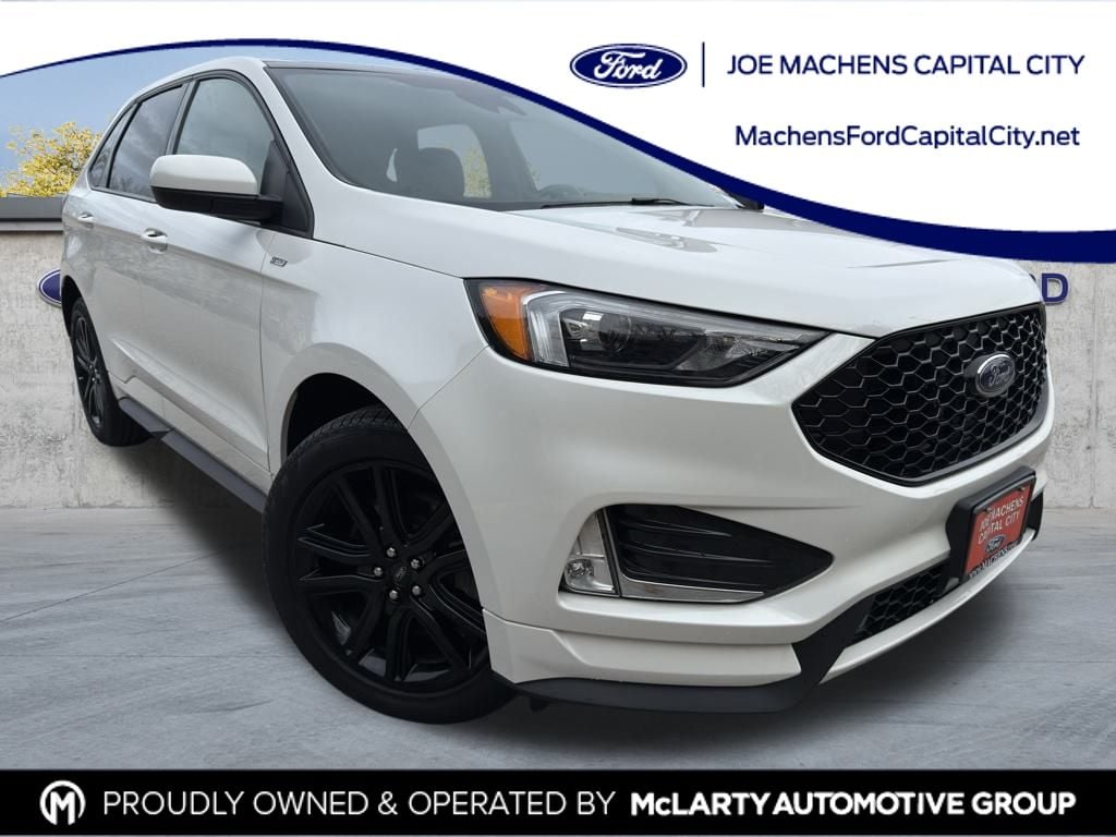 2022 Ford Edge ST Line's photo