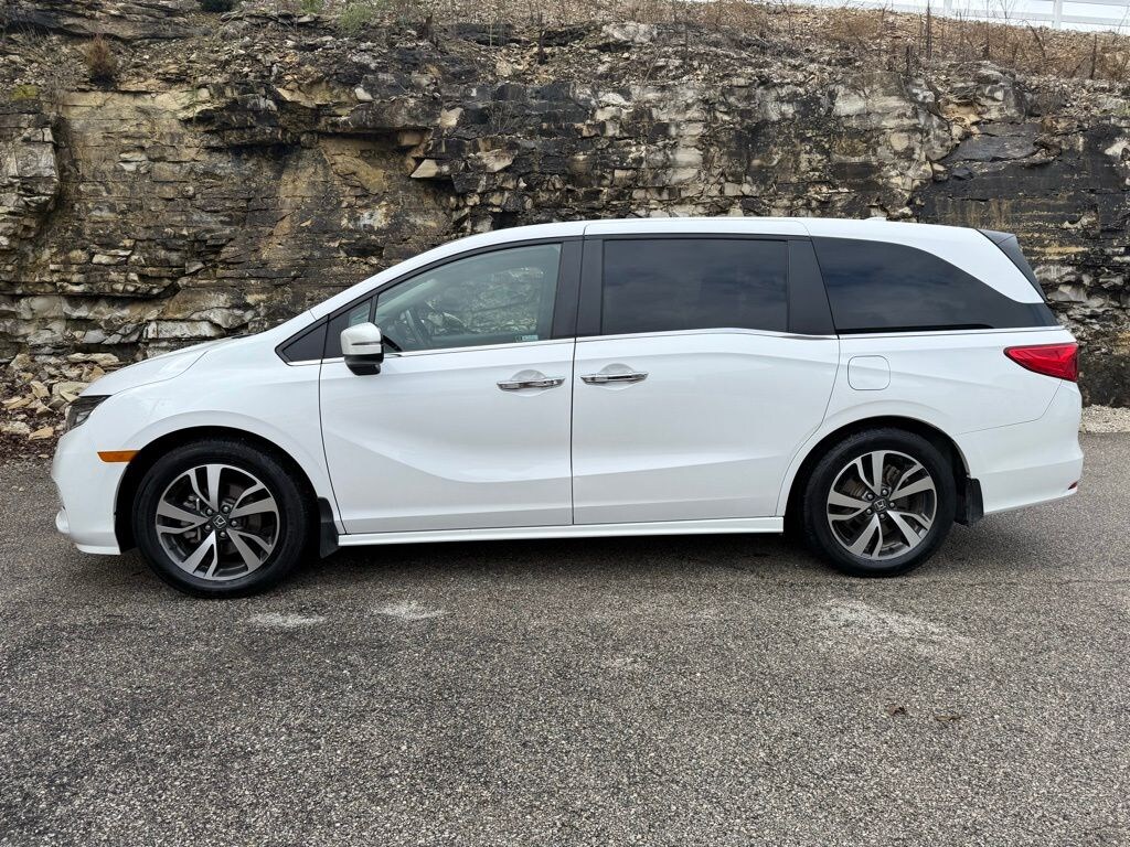 Certified 2023 Honda Odyssey Touring Minivan/Van