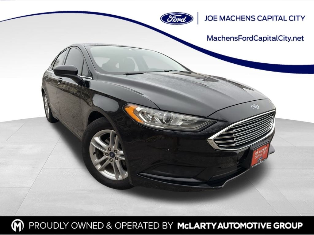 2018 Ford Fusion SE's photo