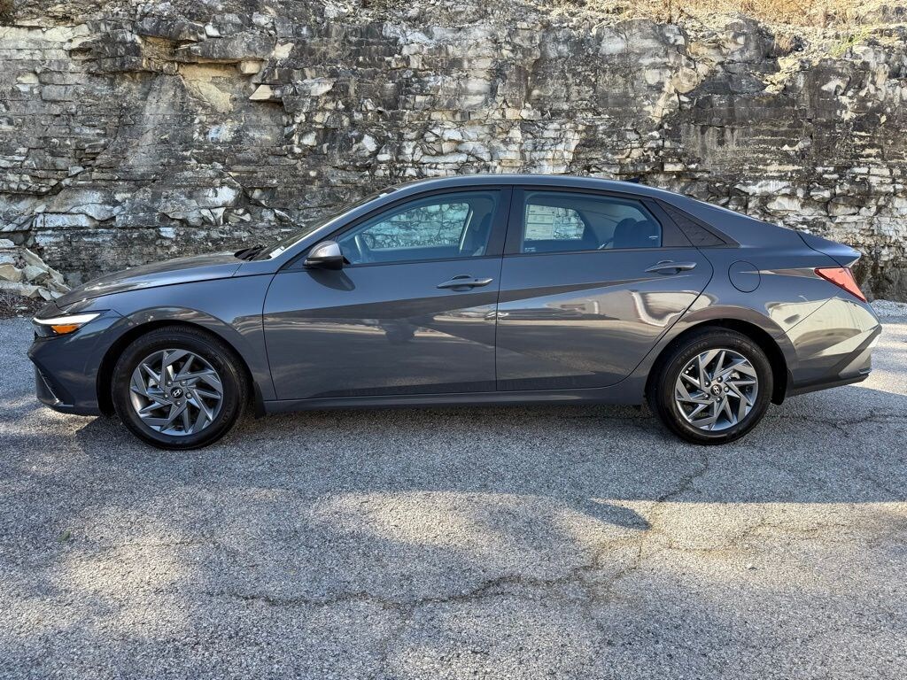 Certified 2024 Hyundai Elantra SEL Sedan