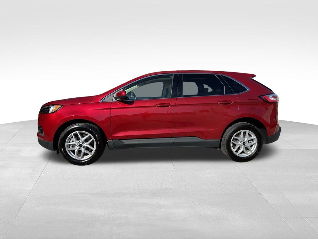 2024 Ford Edge SEL photo 3