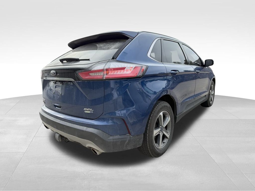 2020 Ford Edge SEL photo 4