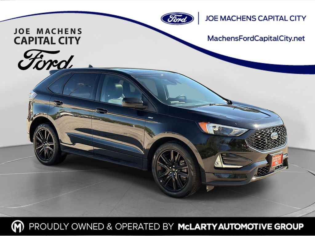 2022 Ford Edge ST-Line AWD's photo