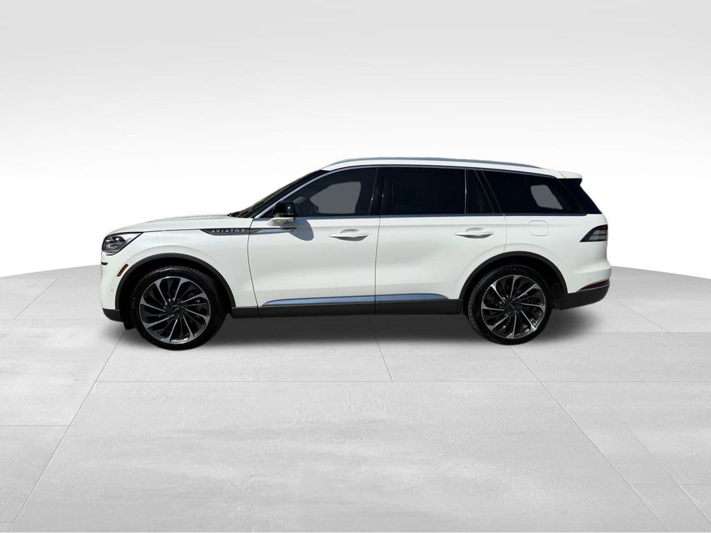 2020 Lincoln Aviator Reserve photo 2