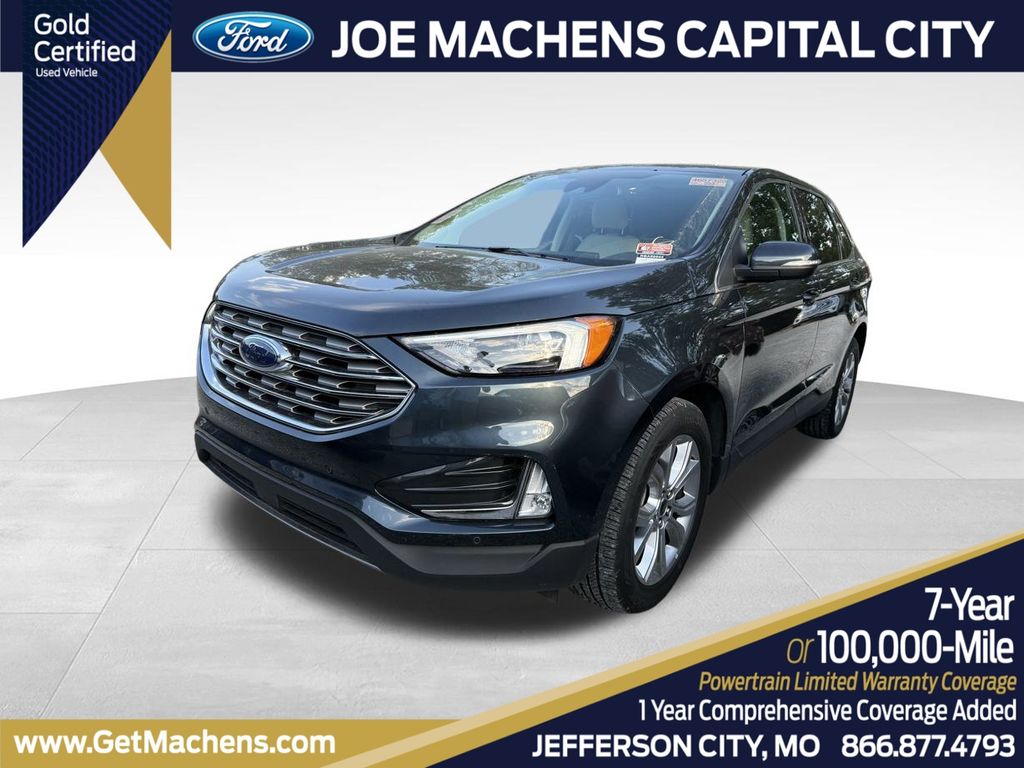 2024 Ford Edge Titanium photo 2