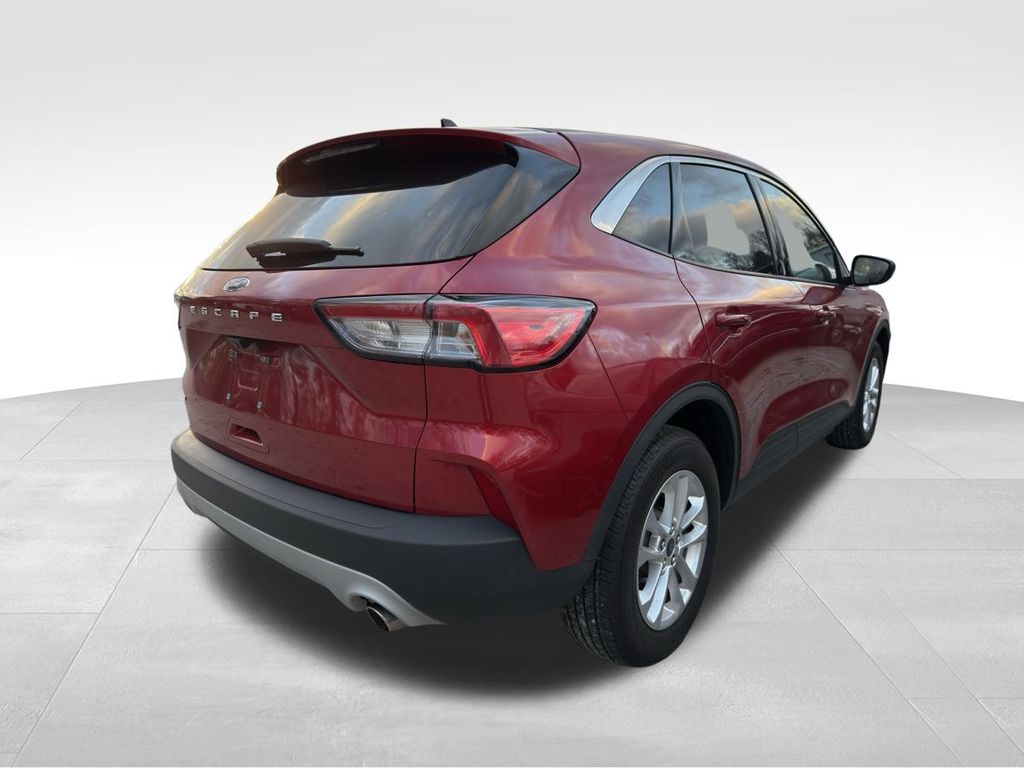 2022 Ford Escape SE photo 4