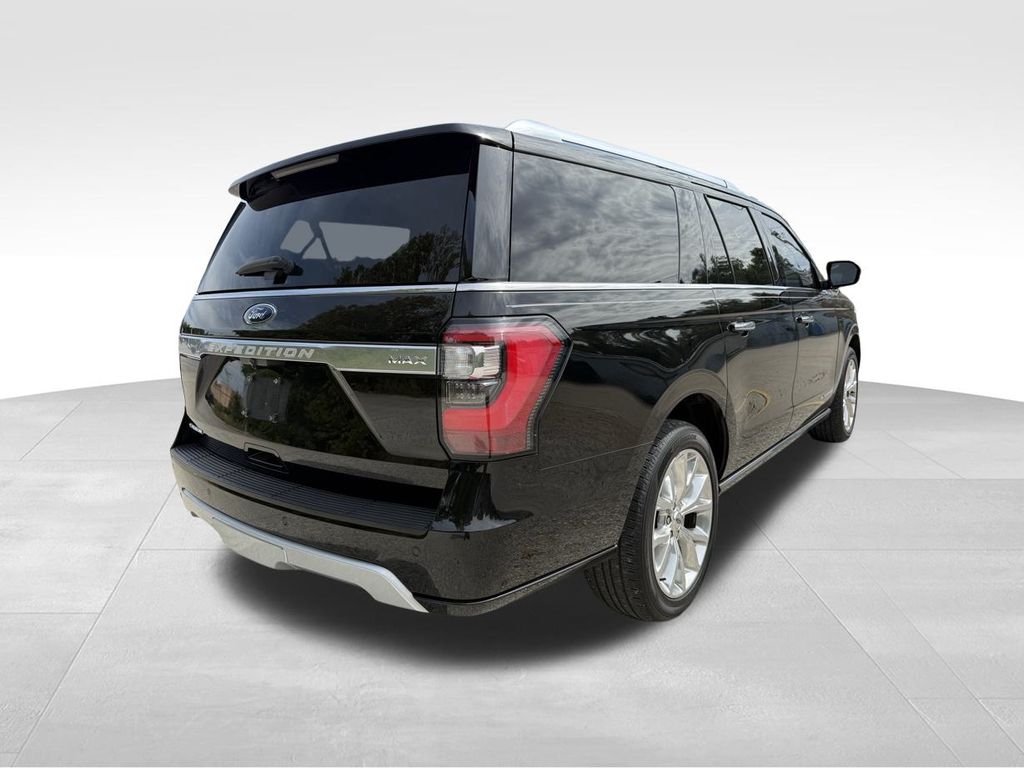 2018 Ford Expedition MAX Platinum photo 4