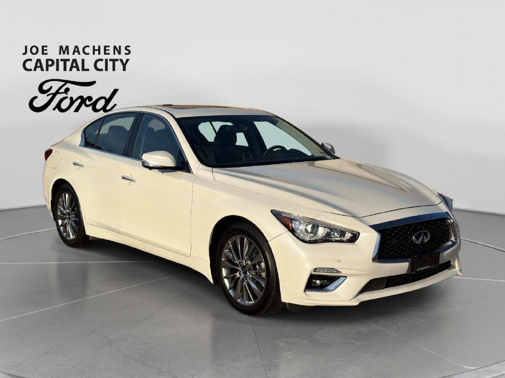 2023 INFINITI Q50 LUXE