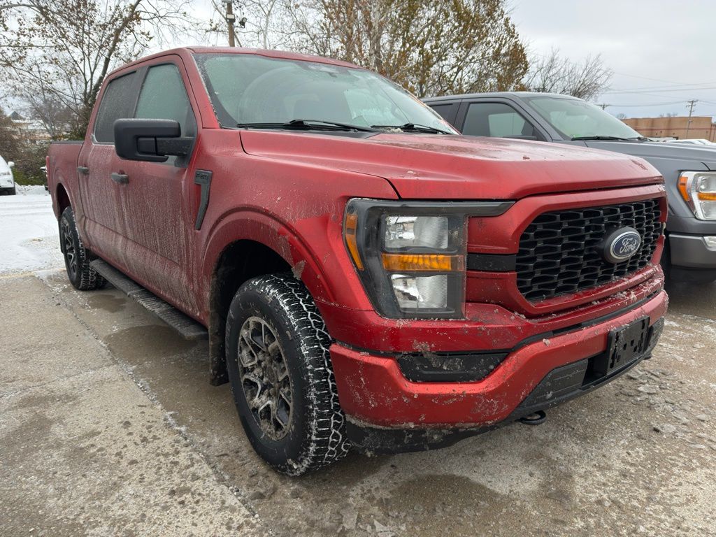 2023 Ford F-150 XL's photo