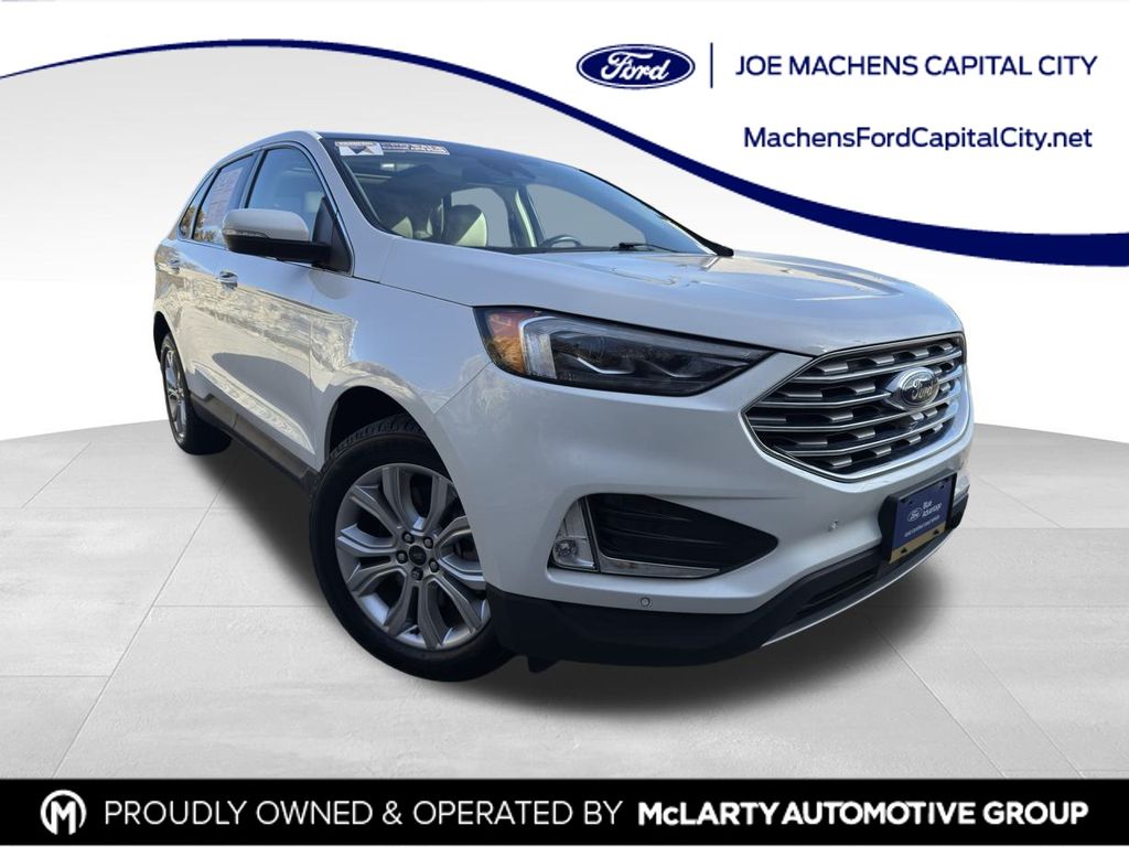 2023 Ford Edge Titanium's photo