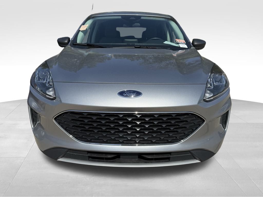 2022 Ford Escape SE photo 3