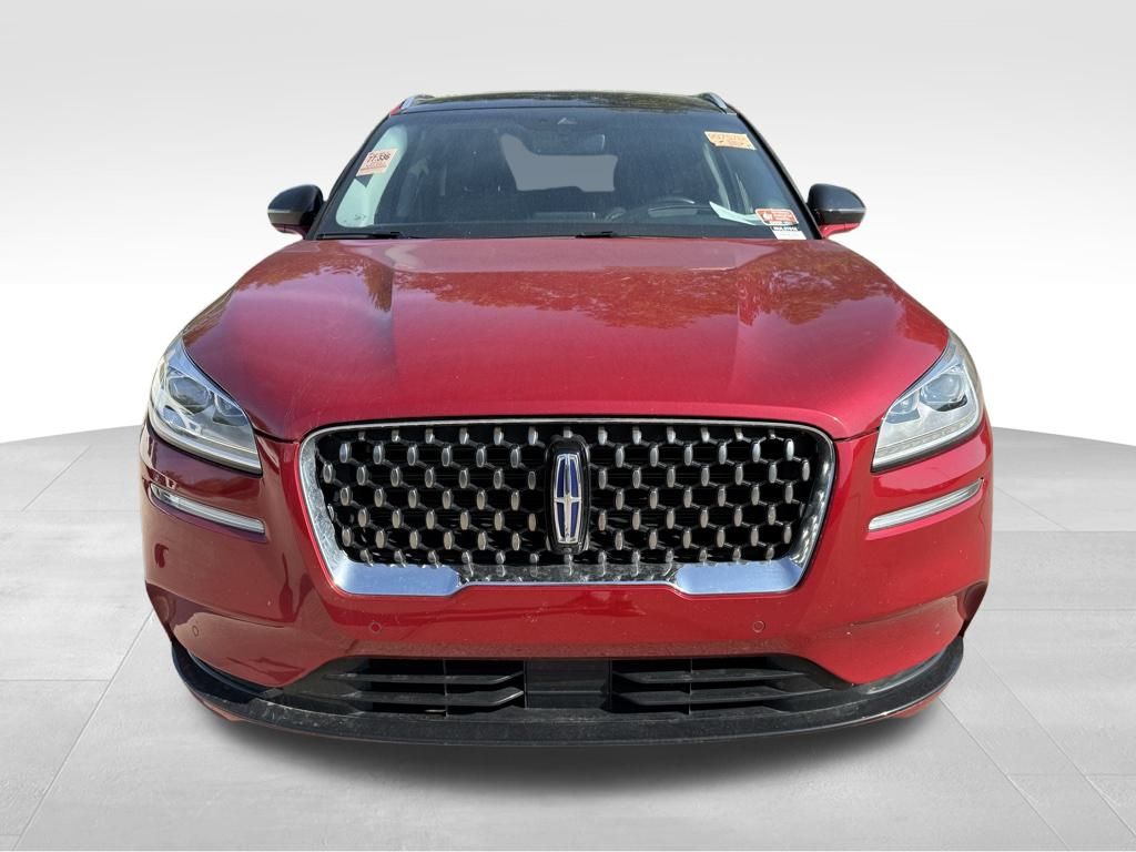 2022 Lincoln Corsair Grand Touring photo 3