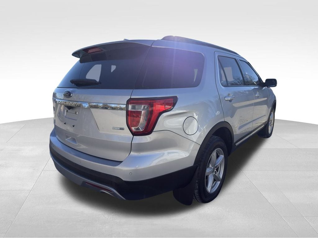 Used 2016 Ford Explorer XLT SUV